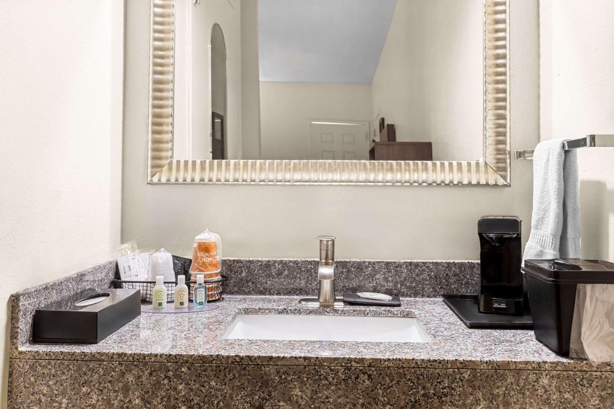 Quality Inn Port Wentworth Savannah North Екстер'єр фото